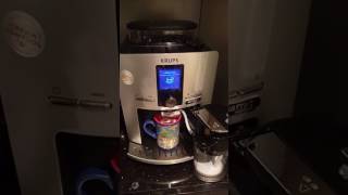 Krups EA82FE Cappuccino ea82 lattespress [upl. by Justen559]