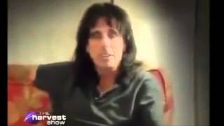 Alice Cooper Gives Life to Christ  Testimony [upl. by Nalid]